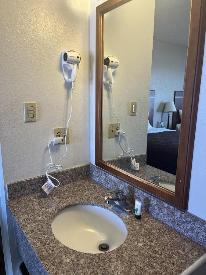 Valley Motel Alamosa Room photo