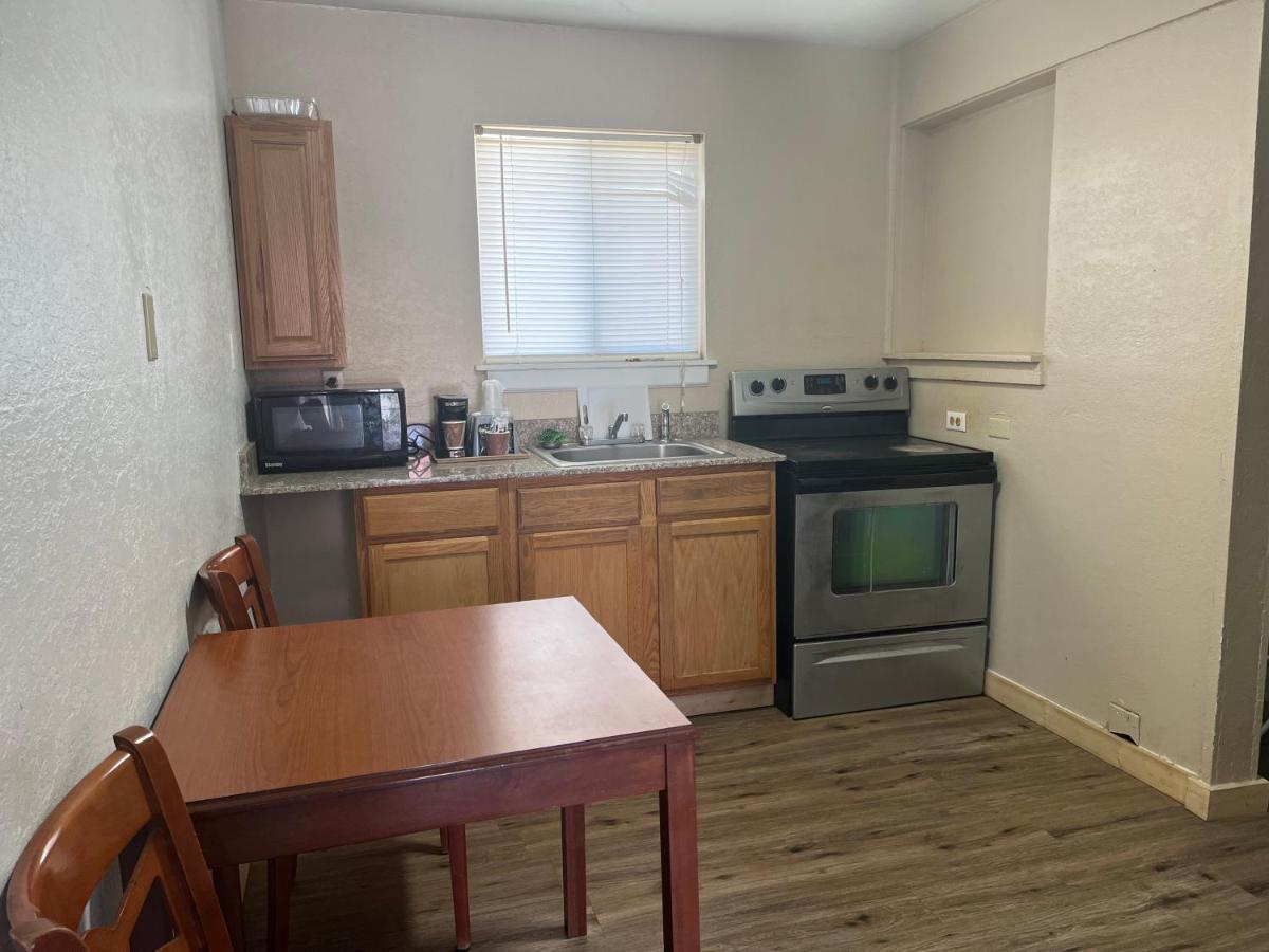 Valley Motel Alamosa Room photo